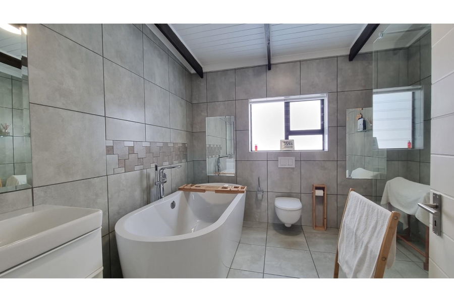 2 Bedroom Property for Sale in Dwarskersbos Western Cape